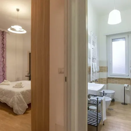 Saturno Apartment *